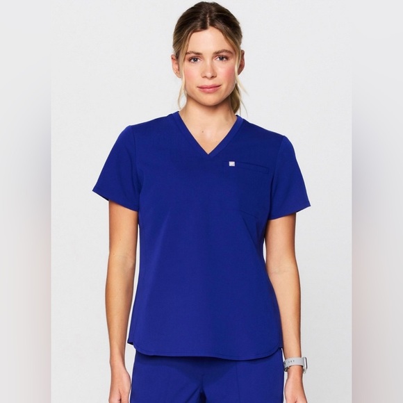 Fabletics scrub set - Picture 6 of 7